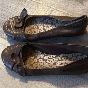 American Eagle Outfitters Dark Brown Flats with Bow
